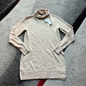 Ann Taylor Tan Turtle Neck Wool Blend Tunic Sweater